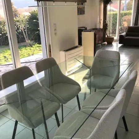 فيلة Maison Familiale Pres De La *